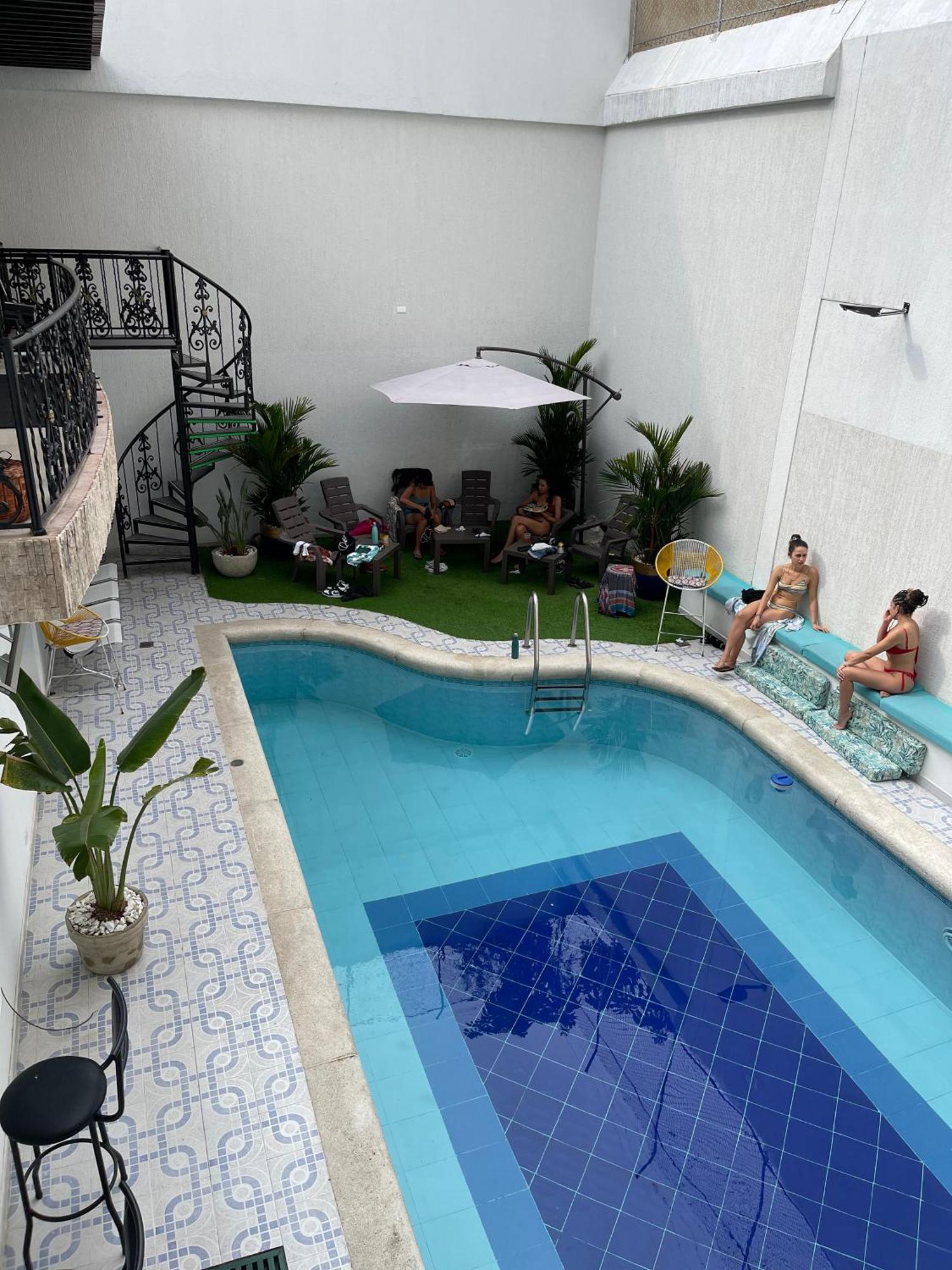 The View Hostel & Lounge Cali Eksteriør bilde